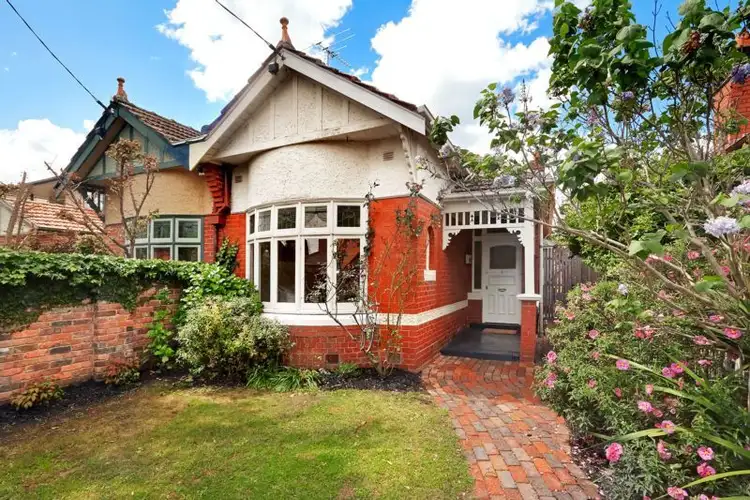 9 Erindale Avenue, St Kilda East VIC 3183