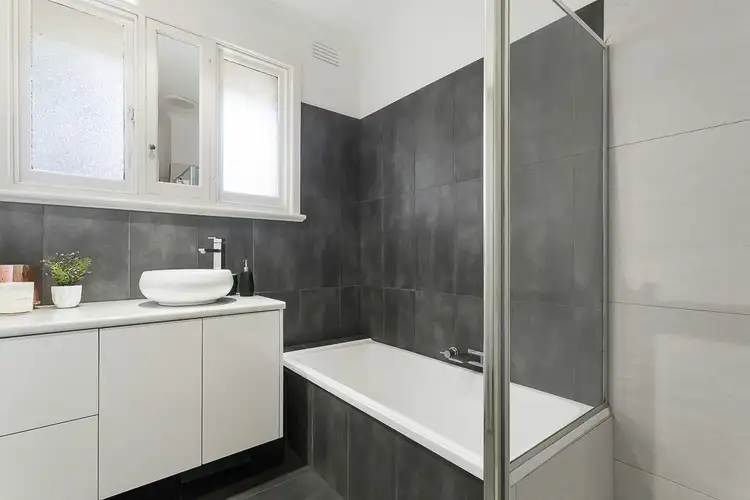 Fifth view of Homely house listing, 4 Lowan Avenue, Templestowe Lower VIC 3107