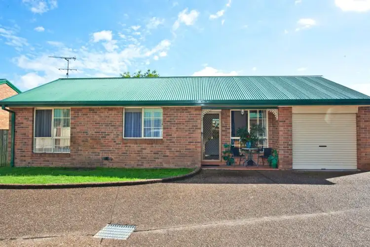Main view of Homely house listing, 1/4-6 Eskdale Drive, Raymond Terrace NSW 2324