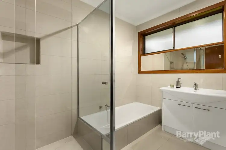 Sixth view of Homely house listing, 8 Shiraz Court, Bundoora VIC 3083