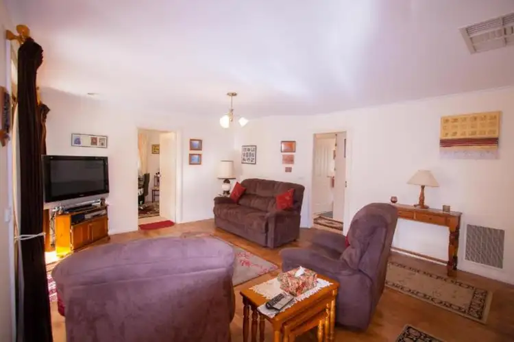 Fifth view of Homely house listing, 8a Caroline Court, Echuca VIC 3564