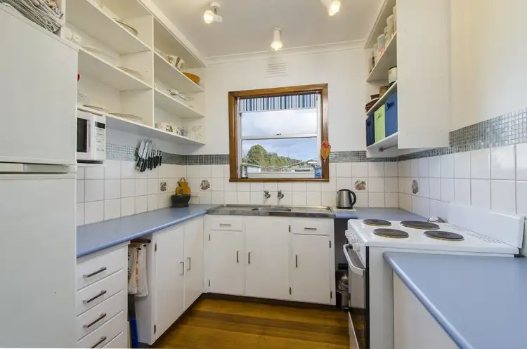 Third view of Homely house listing, 11 Stonehaven Avenue, Nelson VIC 3292