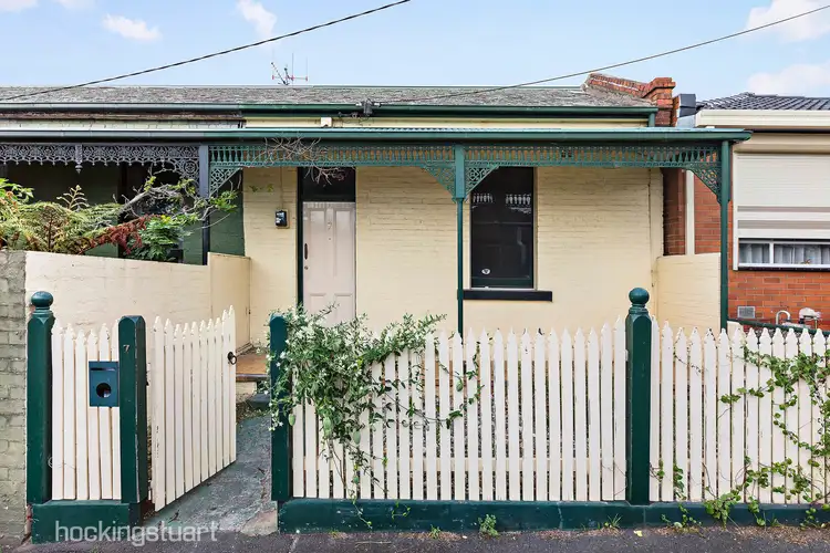 7 James Street