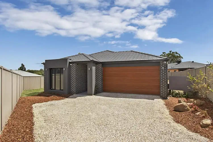 5 Wattlebird Way, Kilmore VIC 3764