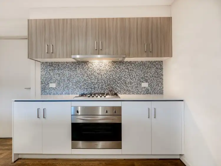 Sixth view of Homely house listing, 8 Cutleaf Crescent, Tarneit VIC 3029