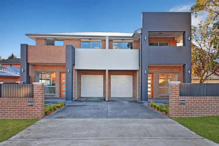 2/190 Lambeth Street, Picnic Point NSW 2213