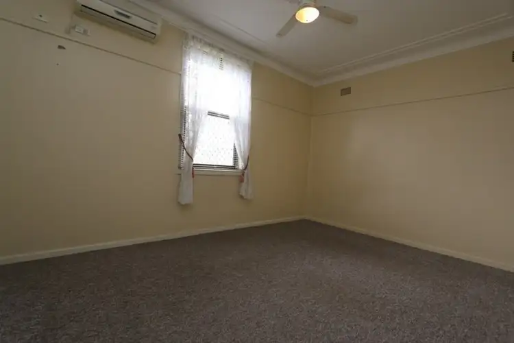Fourth view of Homely house listing, 25 Third Avenue, Rutherford NSW 2320