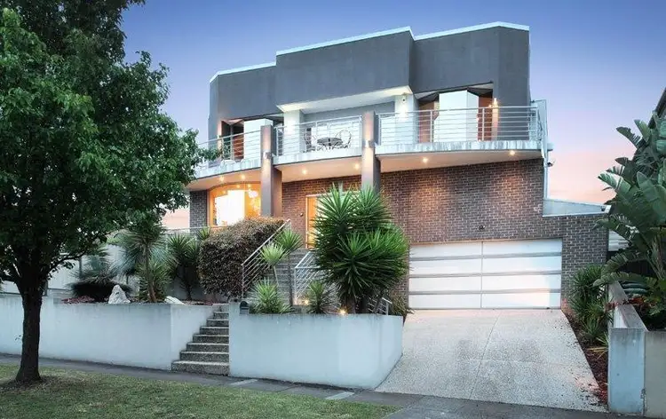 10 Helmsdale Crescent, Greenvale VIC 3059