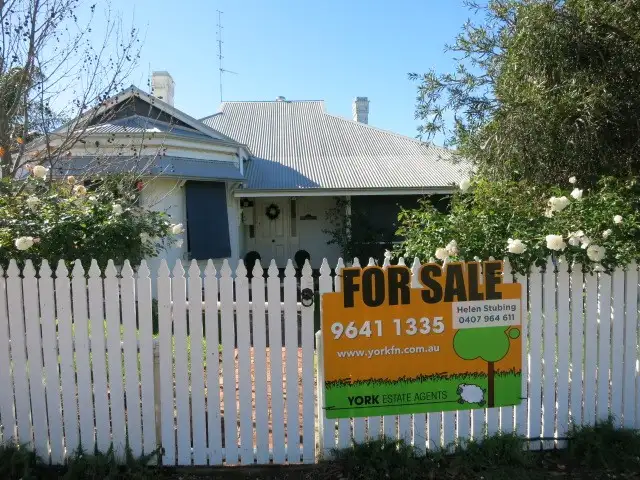 114 Forrest Street, Beverley WA 6304