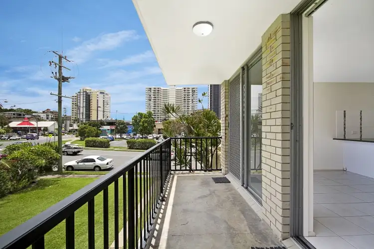 1/30 Lanham Street 'New Galaxy', Coolangatta QLD 4225