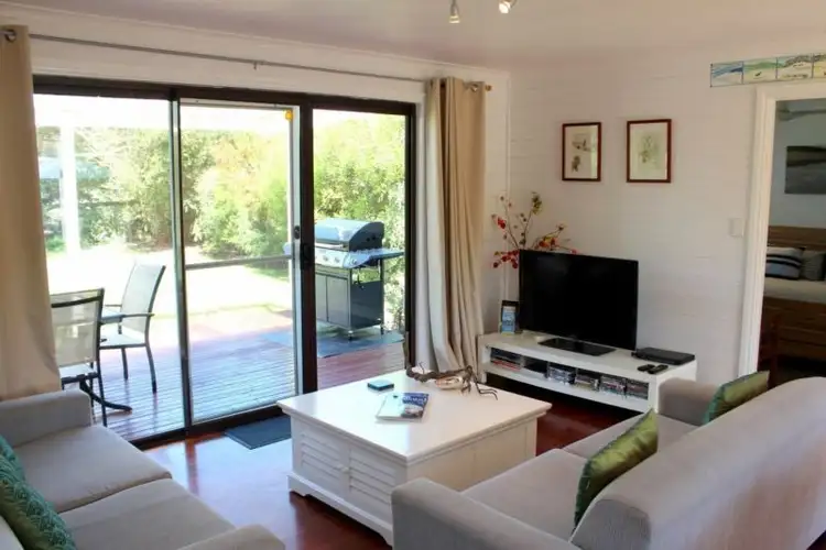 74 ATHERTON DRIVE, Venus Bay VIC 3956