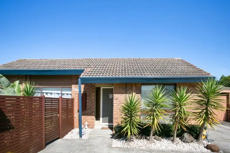 4/16 Burns Street, Frankston VIC 3199