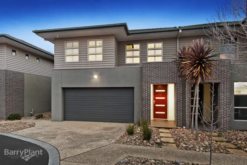 Main view of Homely house listing, 2/25 Canberra Avenue, Berwick VIC 3806