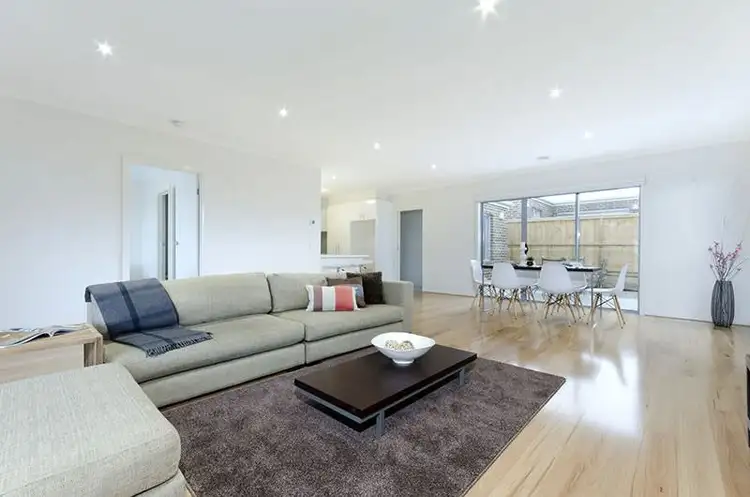 44 Glenfine Avenue, Hamlyn Heights VIC 3215