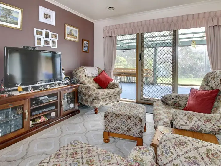 Fourth view of Homely house listing, 18 Kingston Heights, Frankston VIC 3199