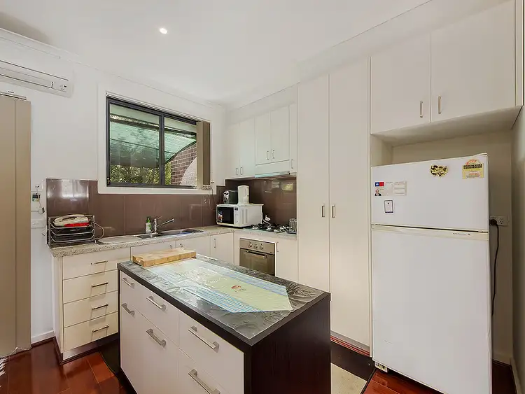 Third view of Homely unit listing, 2/10 Albert Crescent, St Albans VIC 3021