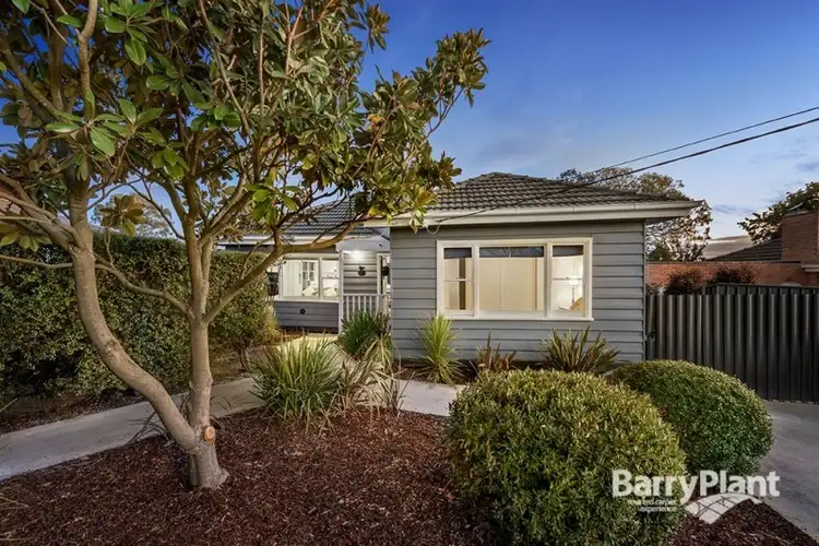 1/18 Leafield Street, Watsonia VIC 3087
