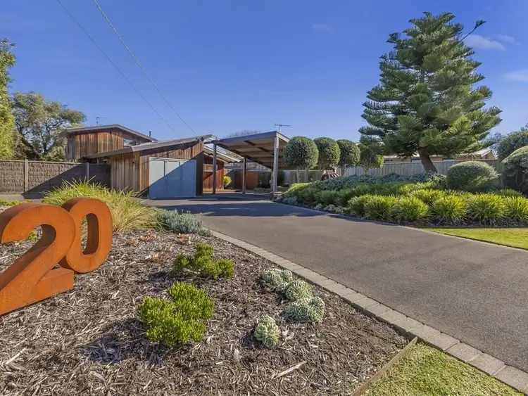 20 Tower Hill Rd, Somers VIC 3927