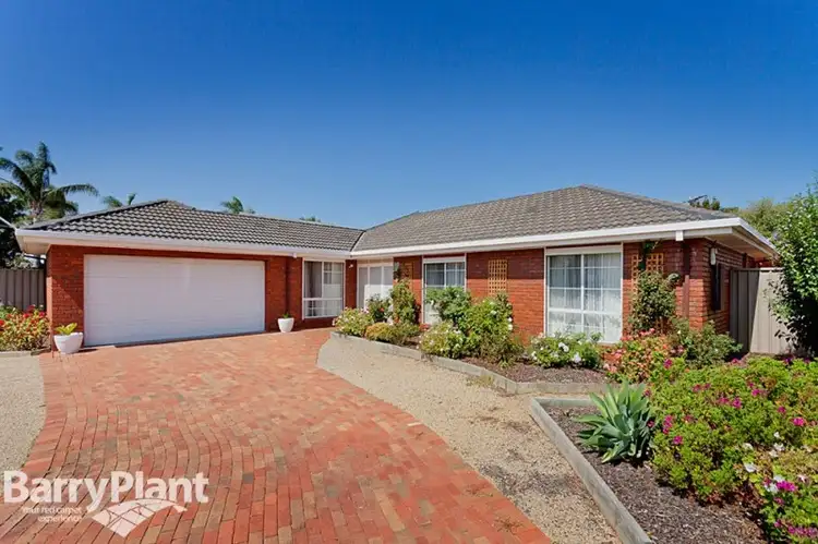 24 Tatman Drive, Altona Meadows VIC 3028