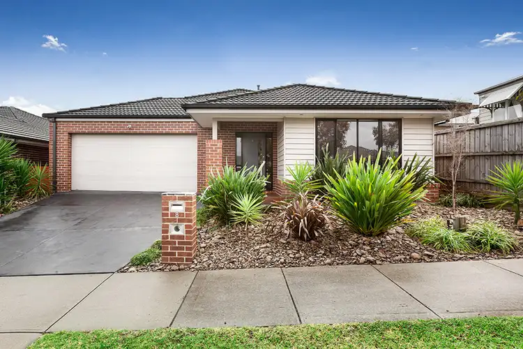 8 Inlander Way, Doreen VIC 3754