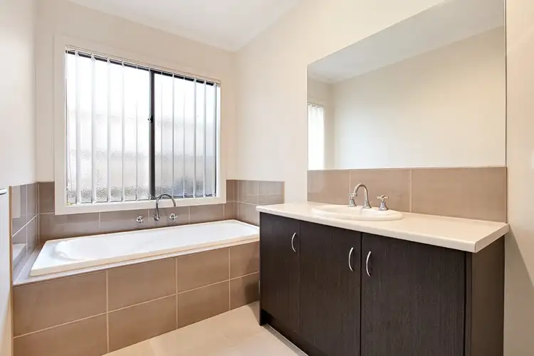 Fourth view of Homely house listing, 2 Waterloo Street, Doreen VIC 3754