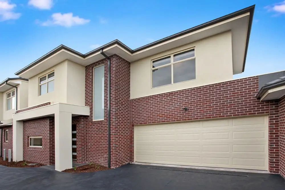 Main view of Homely unit listing, 2/9 Fox Street, St Albans VIC 3021