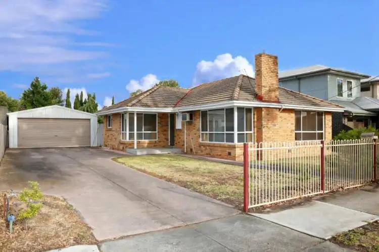 42 Graham Street, Newport VIC 3015