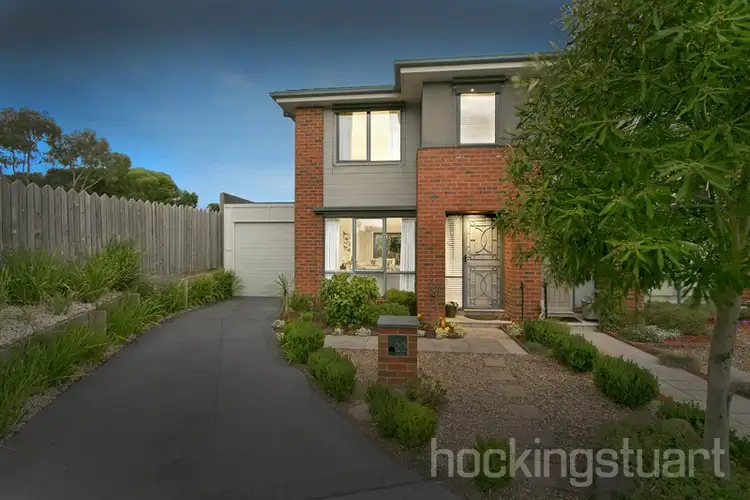 23 Pebble Beach Place, Heatherton VIC 3202