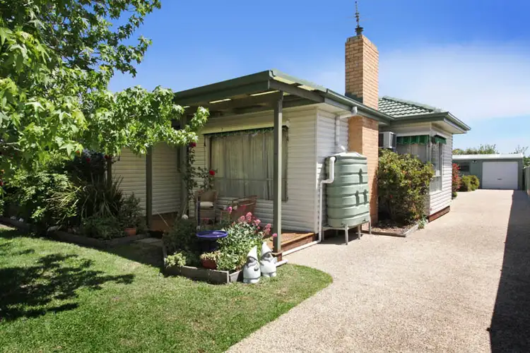 29 Romsey Avenue, Sunshine North VIC 3020