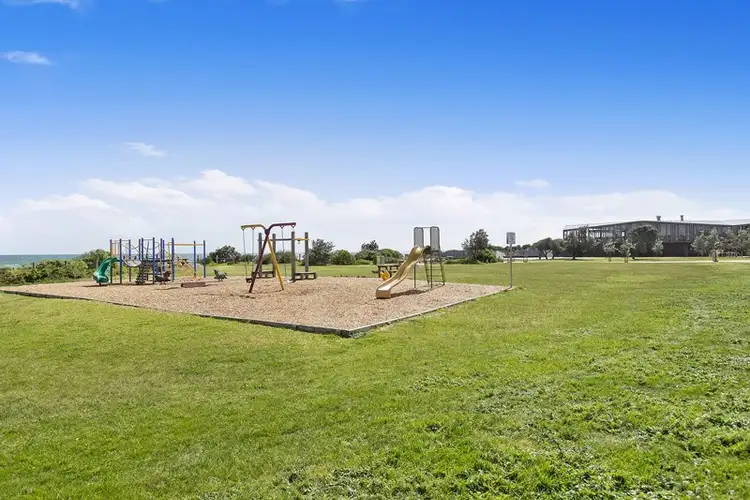 Fifth view of Homely house listing, 10 Patterson Street, Bonbeach VIC 3196