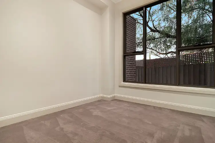 Fourth view of Homely townhouse listing, 2/15 Somerset Road, Glen Iris VIC 3146