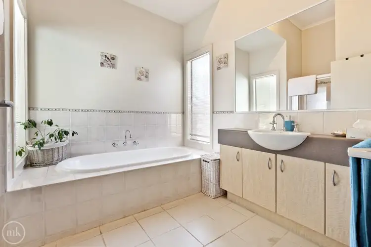 Sixth view of Homely house listing, 10 Monarch Ridge, Lower Plenty VIC 3093