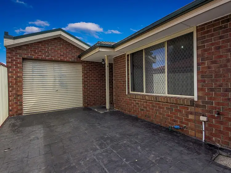 4/23 Albert Crescent, St Albans VIC 3021