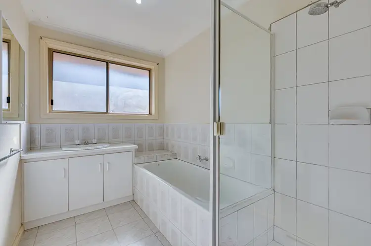 Fifth view of Homely villa listing, 3/39 Swindon Crescent, Keilor Downs VIC 3038