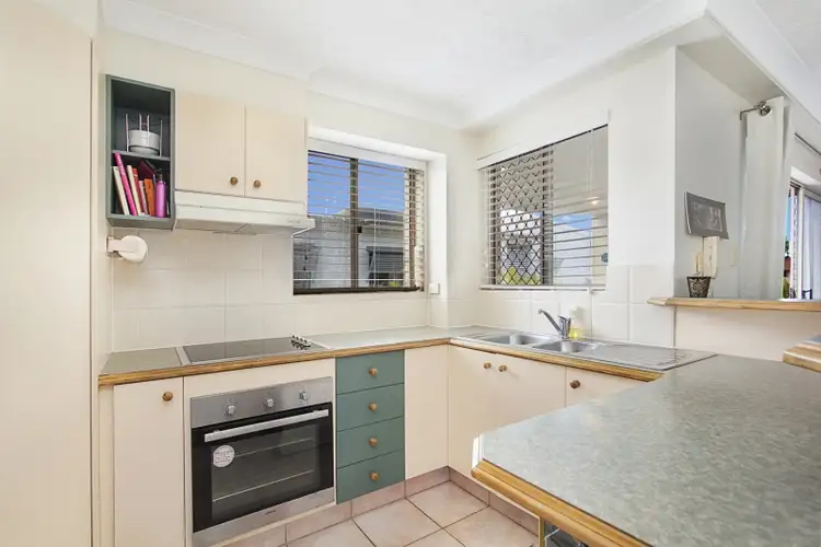 Fifth view of Homely unit listing, 4/5-7 Tweed Street 'Sunrays', Coolangatta QLD 4225