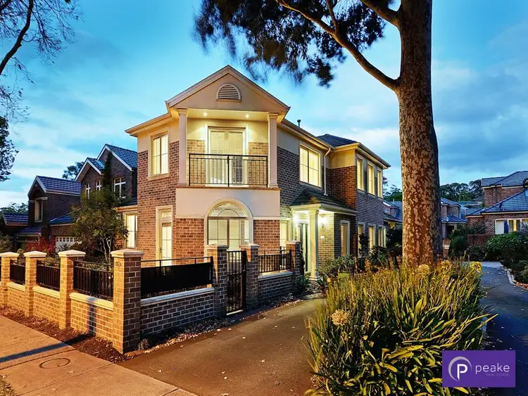 15a Gloucester Avenue, Berwick VIC 3806