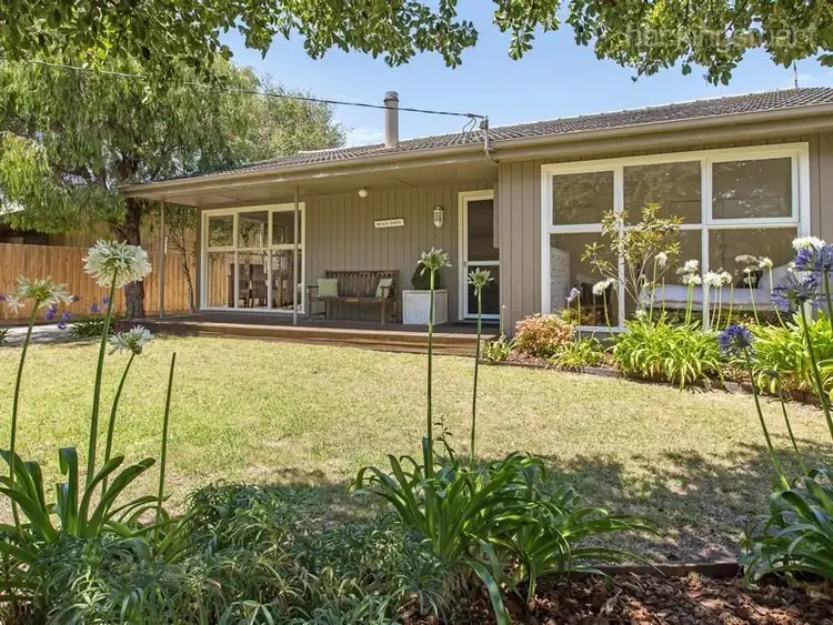 19 Charles Street, Blairgowrie VIC 3942