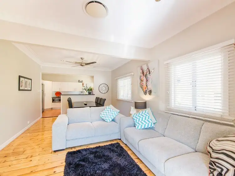 171 Morehead Avenue, Norman Park QLD 4170