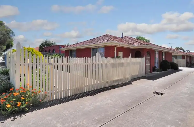 1/20 Norman Street, St Albans VIC 3021