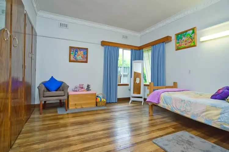 Sixth view of Homely house listing, 2 Shelley Street, Wendouree VIC 3355
