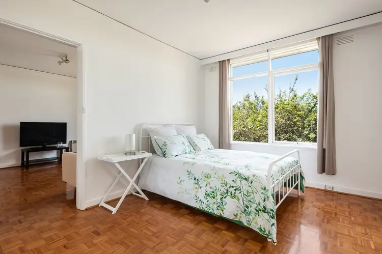 Third view of Homely apartment listing, 6/37 Myrnong Crescent, Ascot Vale VIC 3032