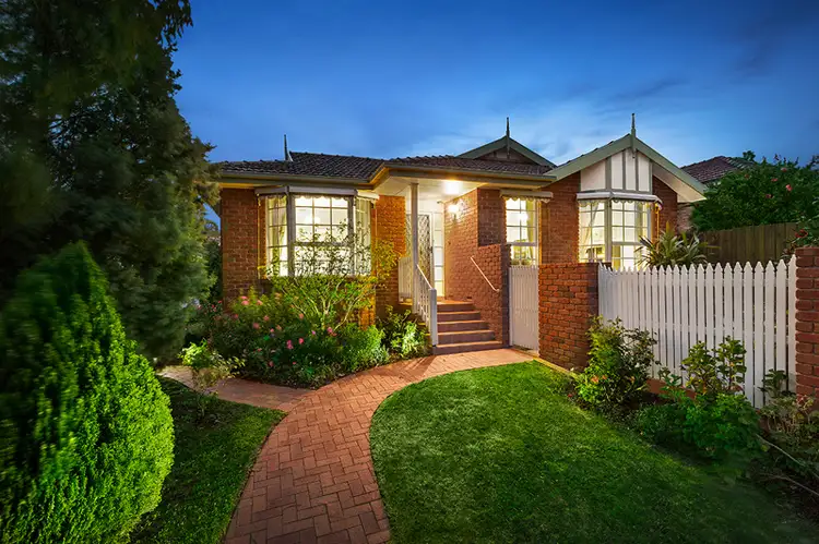 1/15 Gardenia Street, Blackburn VIC 3130