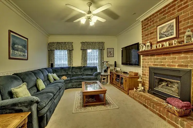 Fourth view of Homely house listing, 5 Lanyon Court, Lysterfield VIC 3156