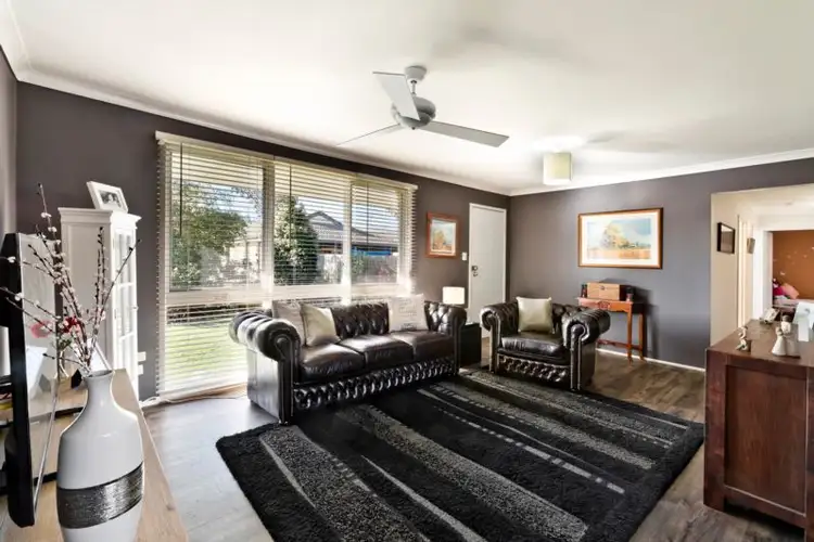 1/9 Macmeikan Street, Whittlesea VIC 3757