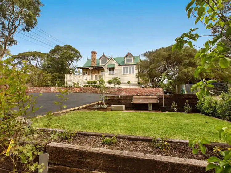 1 Geoffrey Street, Blairgowrie VIC 3942