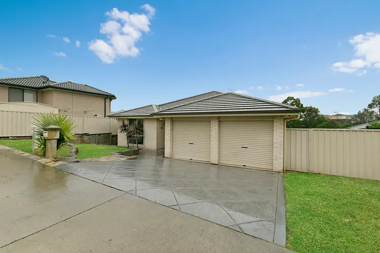 9 Fullford Cove, Rutherford NSW 2320