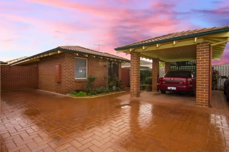 4/34 Mallard Way, Cannington WA 6107