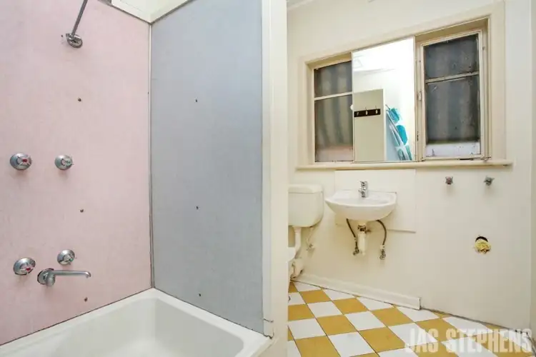 Sixth view of Homely unit listing, 3/2 Alexandra Avenue, Sunshine VIC 3020