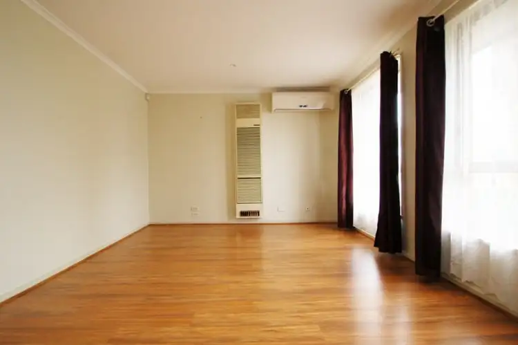 Fifth view of Homely unit listing, 2/97 Malmsbury Drive, Meadow Heights VIC 3048