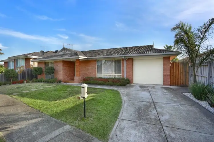 Second view of Homely house listing, 8 Columbia Circuit, Broadmeadows VIC 3047